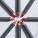 Alix Avien Молив за устни